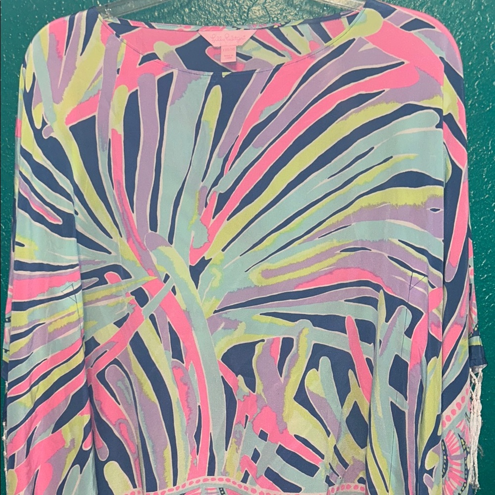 Lilly Pulitzer 100% silk Fringe Kimono - Picture 2 of 10